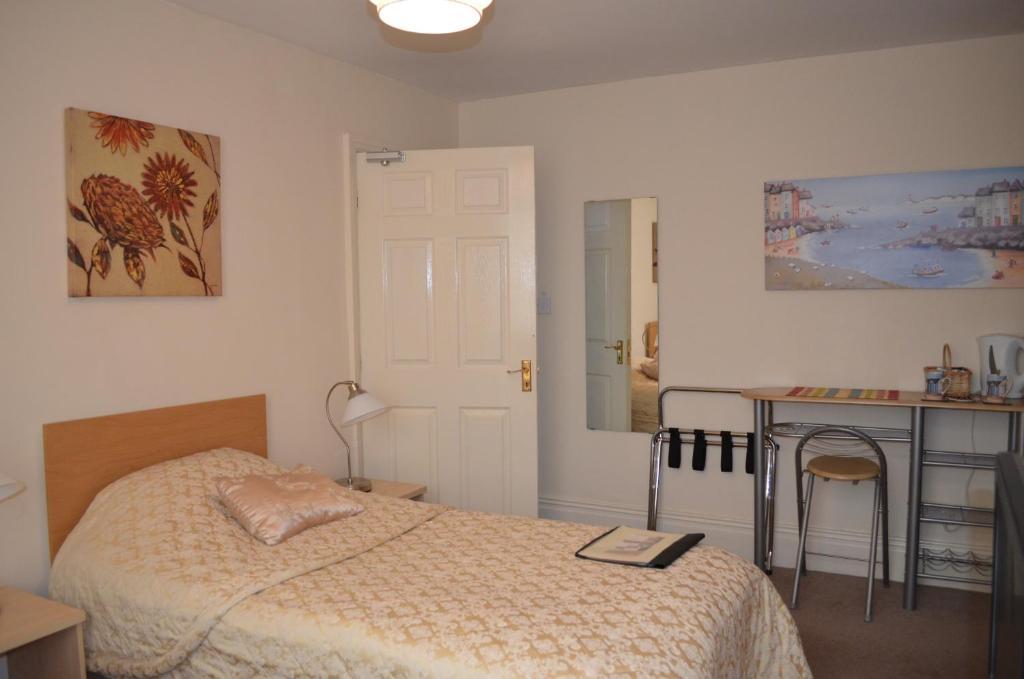 Bed and Breakfast Oak House Bb Олдем Номер фото